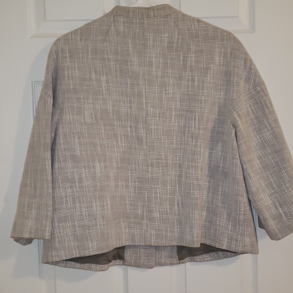 Cropped jacket - Picture 2 of 3